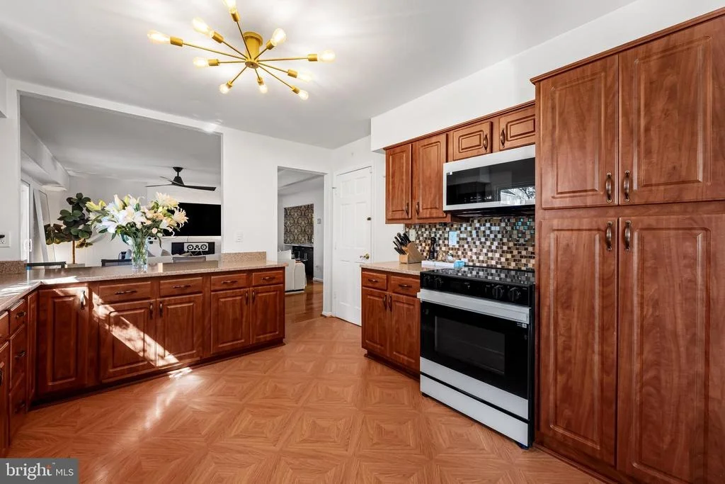 Photo of 6 THURKILL COURT