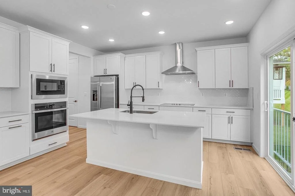 Photo of 35603 PINE NEEDLE LANE