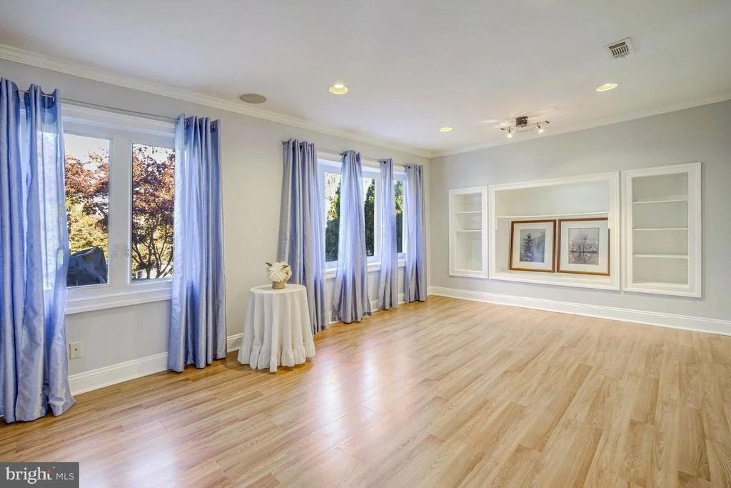 Photo of 6092 QUARTZ CIRCLE