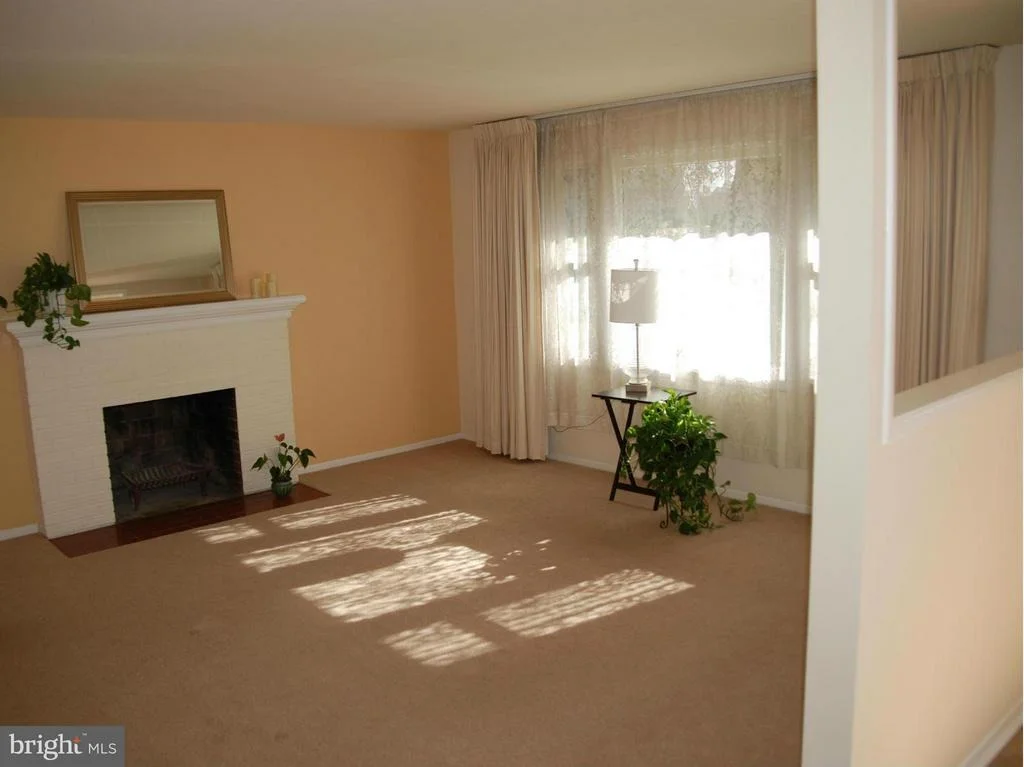 Photo of 8112 BULLOCK LANE