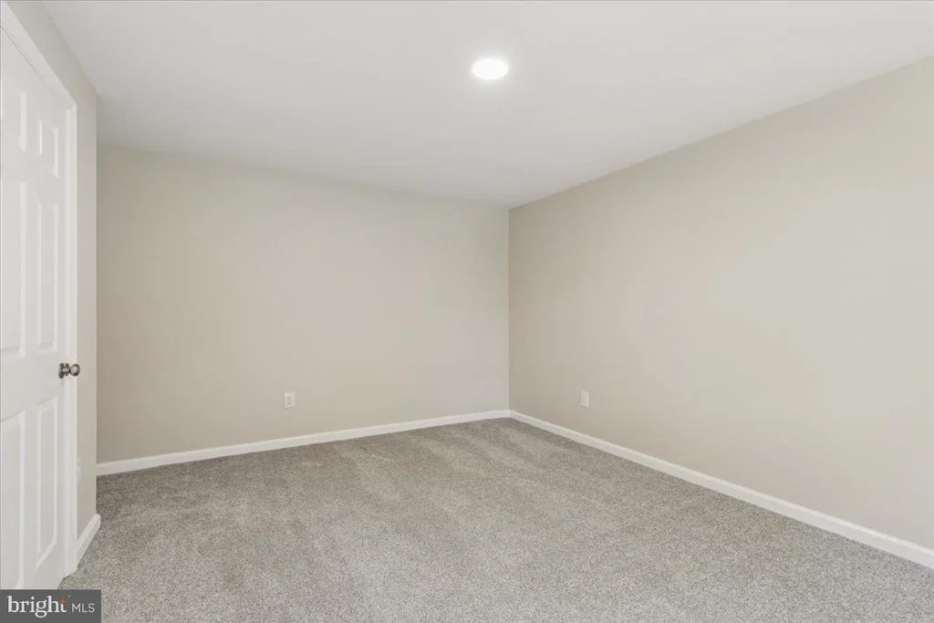Photo of 5614 DANIEL CIRCLE