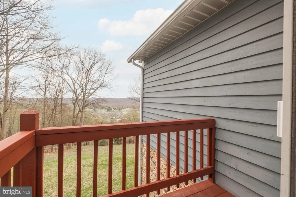 Photo of 790 SUNSET RIDGE DRIVE