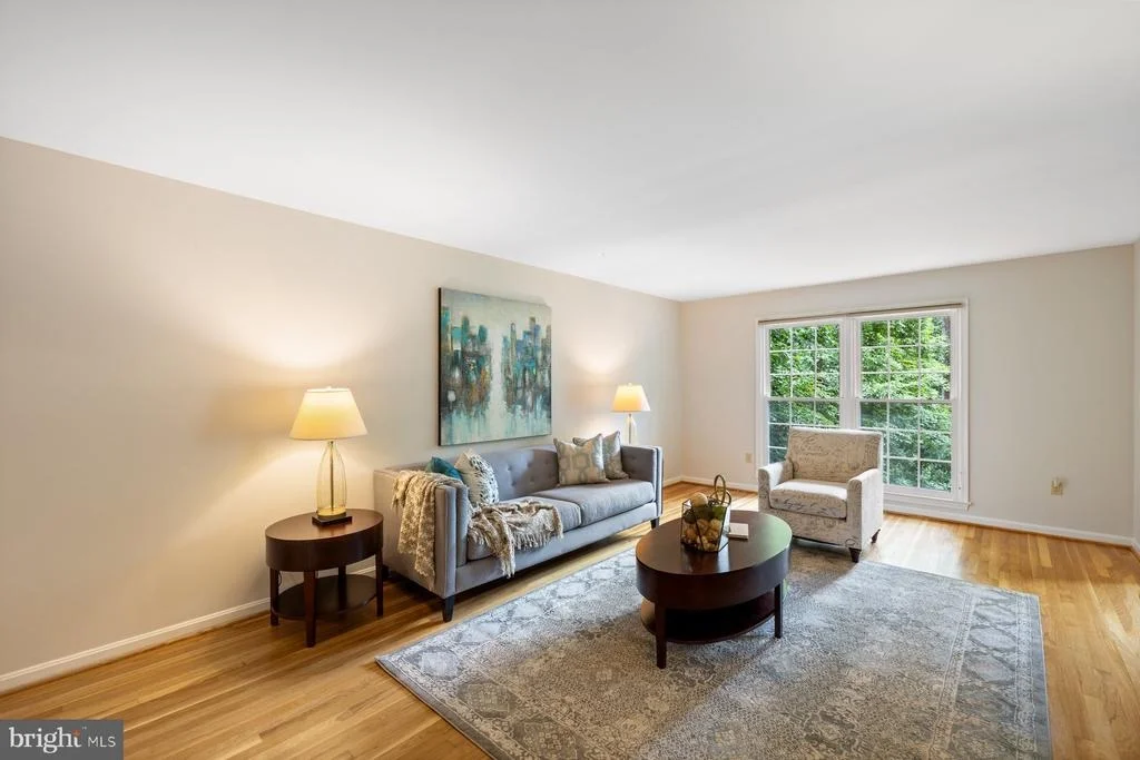 Photo of 7710 HUNTMASTER LANE