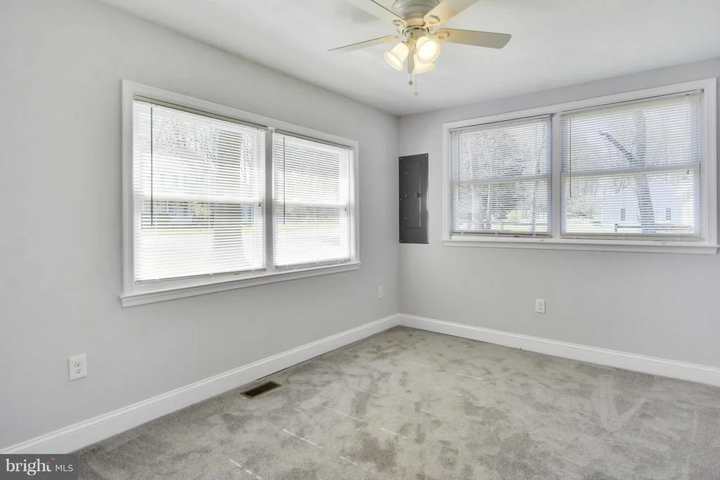 Photo of 2808 GLEN ISLE ROAD