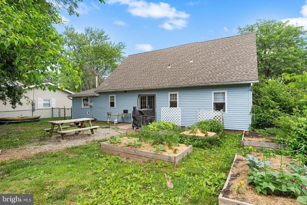 Photo of 75 GAFFNEY LANE