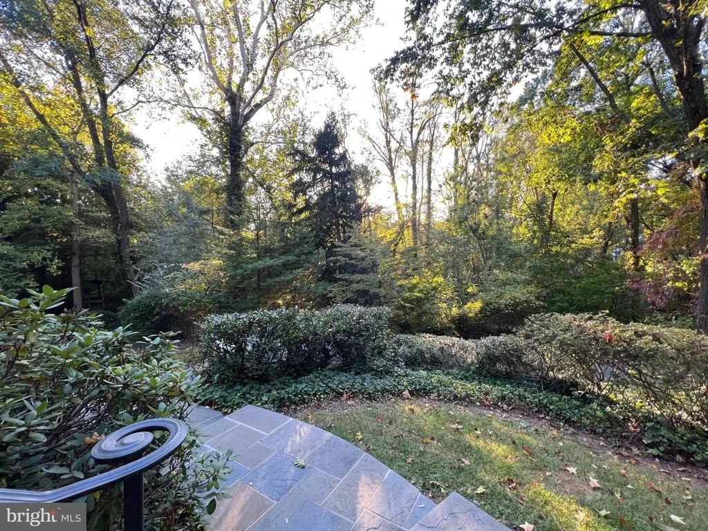 Photo of 1118 DALE DRIVE