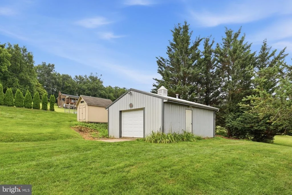Photo of 6113 ELAINE DRIVE