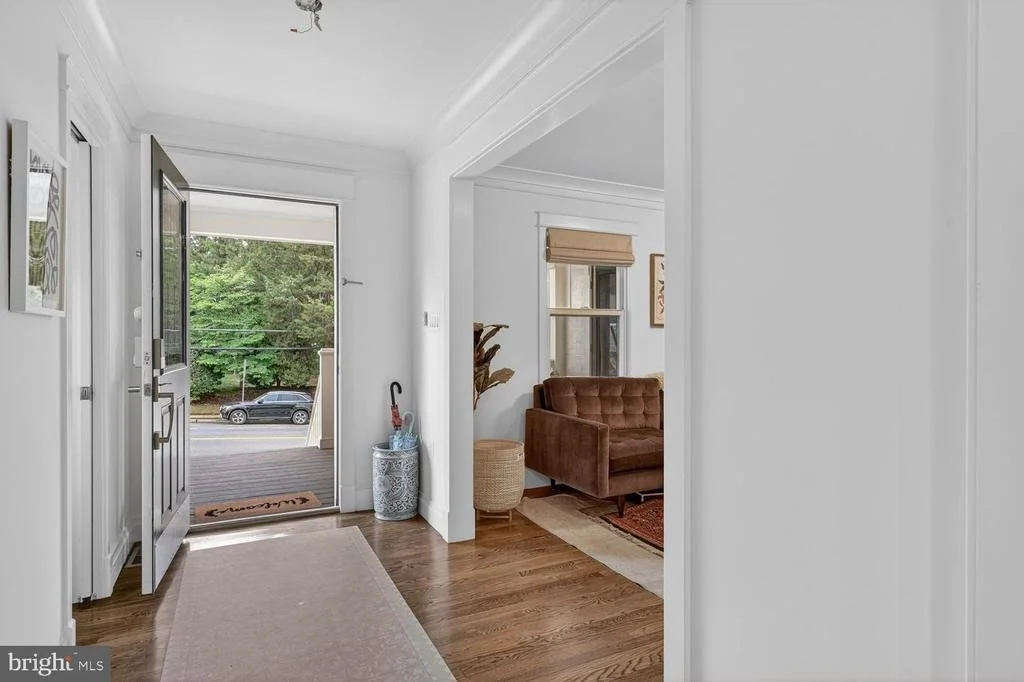 Photo of 5100 YORKTOWN BOULEVARD