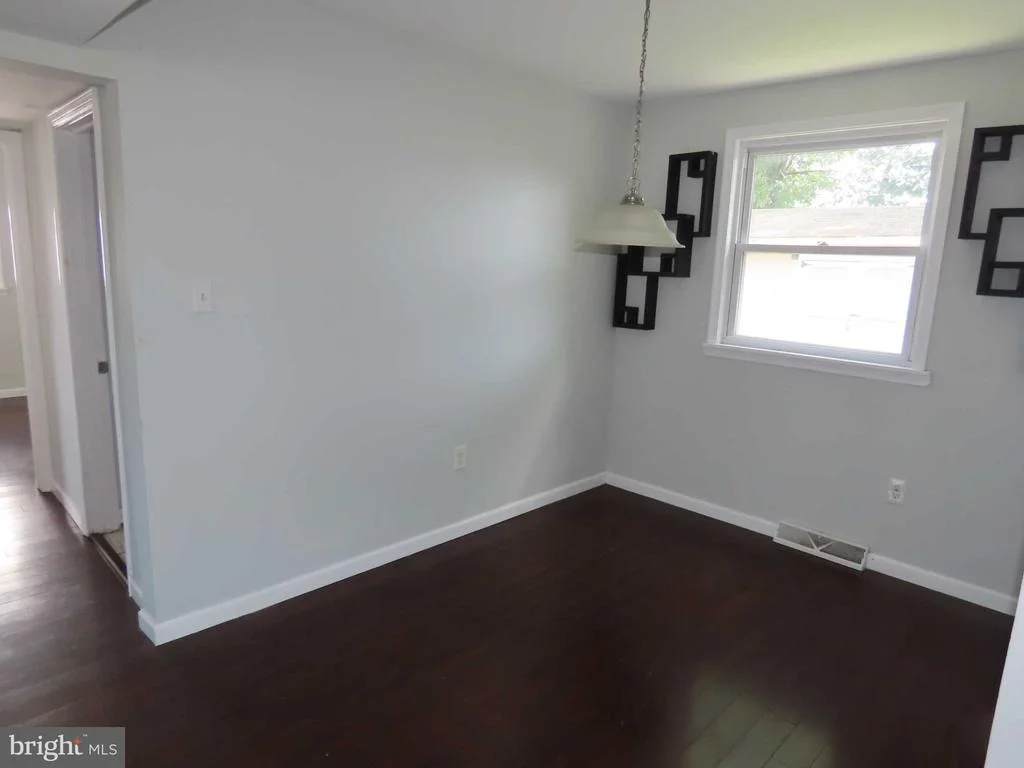 Photo of 32 PAUL ROAD