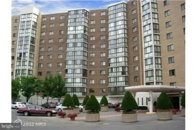 Photo of Unit 4501 at 15100 INTERLACHEN DRIVE