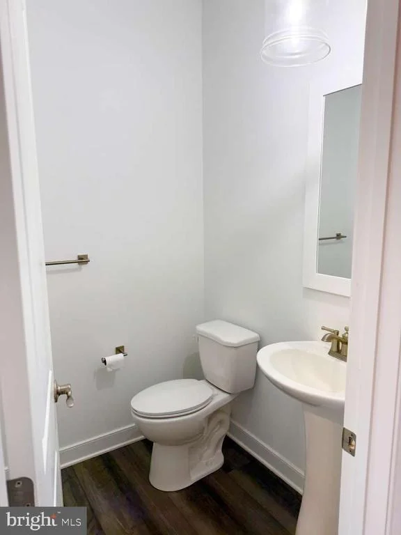 Photo of 1005 BUXTON CIRCLE