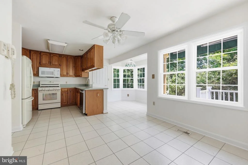 Photo of 2417 BEAR DEN ROAD