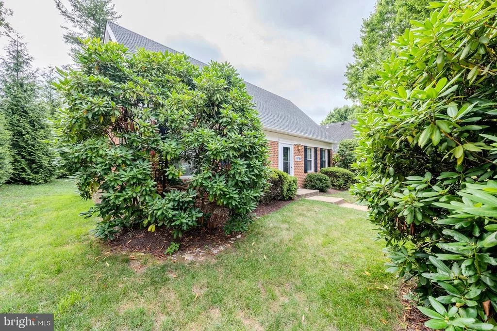 Photo of 9705 PLEASANT GATE LANE