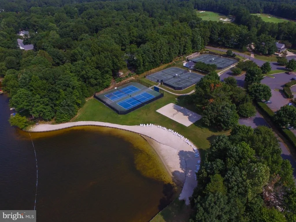 Photo of 10907 GREEN LEAF RUN