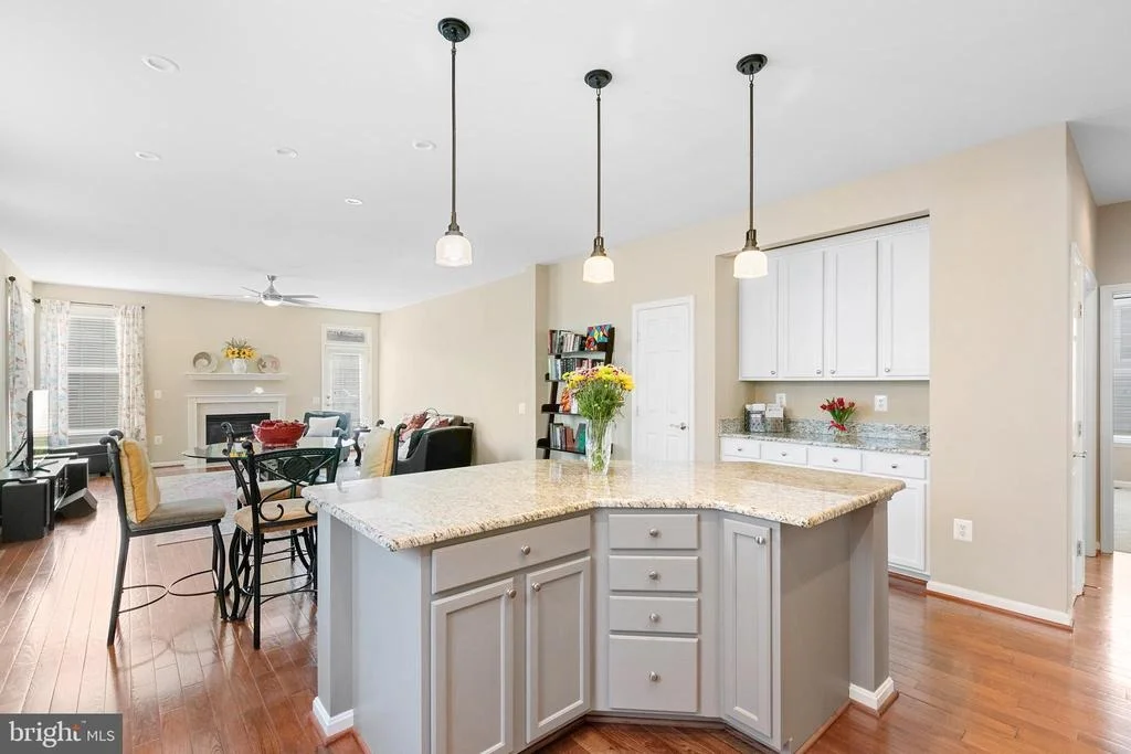 Photo of 12819 ARNOT LANE