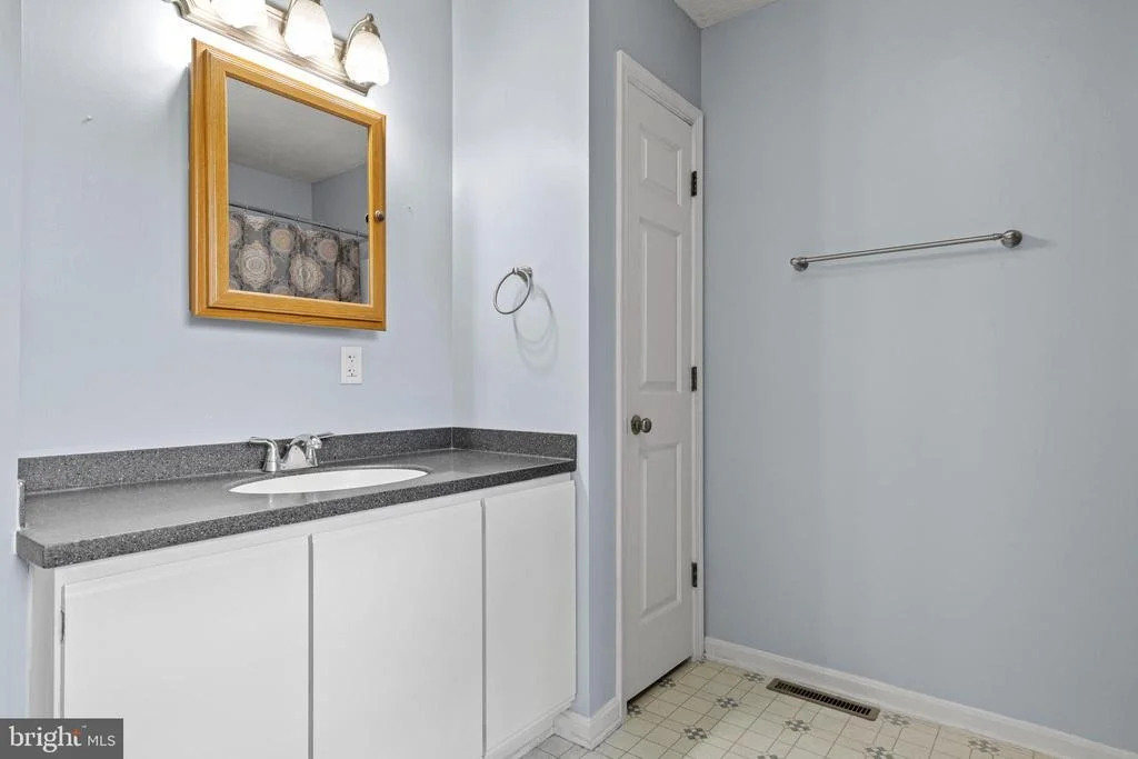 Photo of 17059 WILLOW CREEK LANE