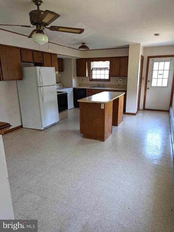 Photo of 20749 POINT LOOKOUT ROAD