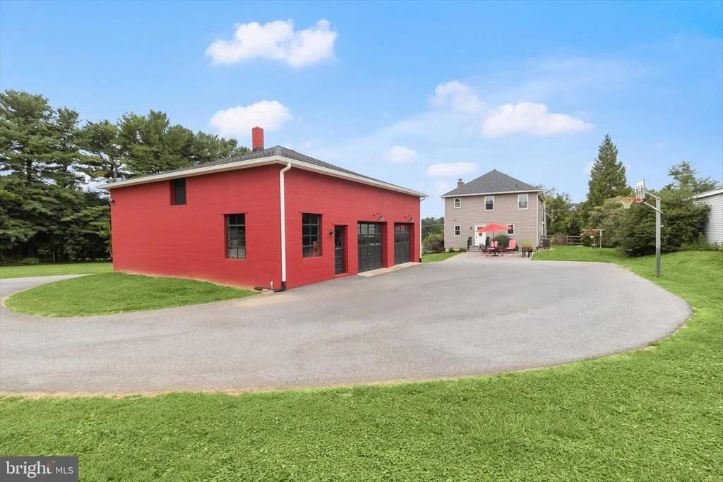 Photo of 16645 FREDERICK ROAD
