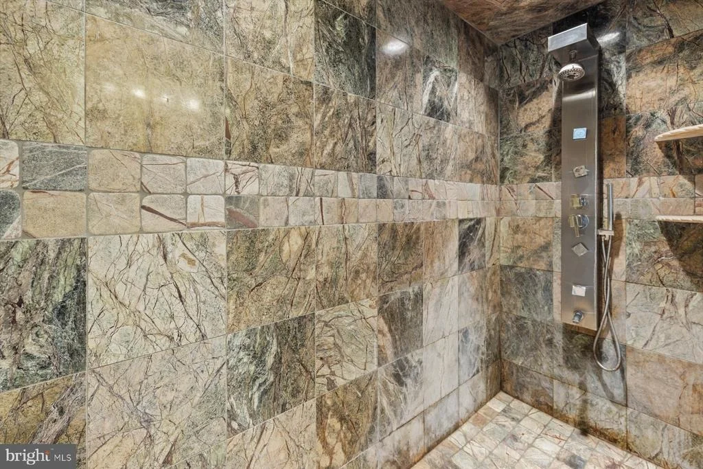 Photo of 20340 SILVER LAKE DRIVE
