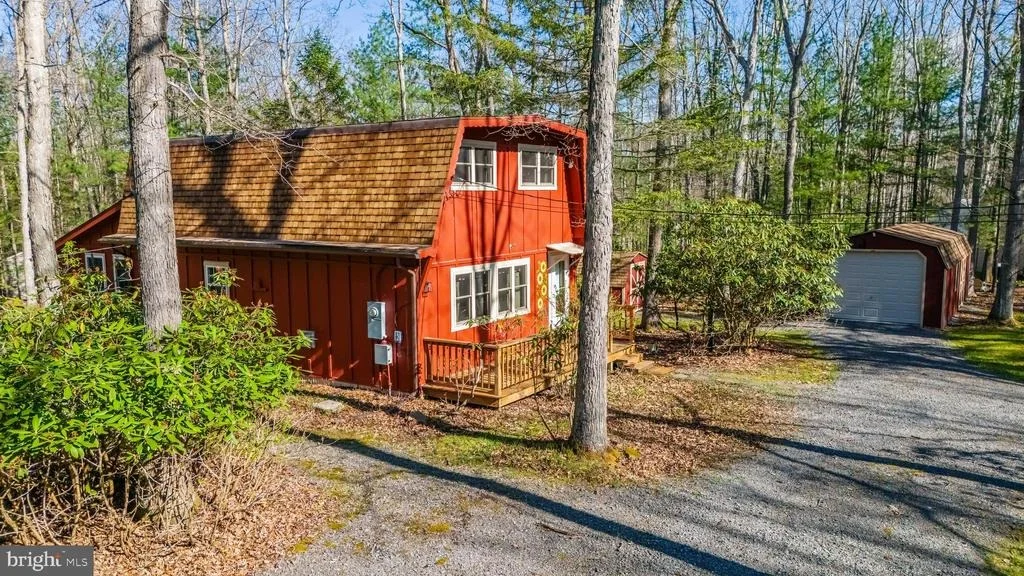 Photo of 245 OAK WAY ROAD