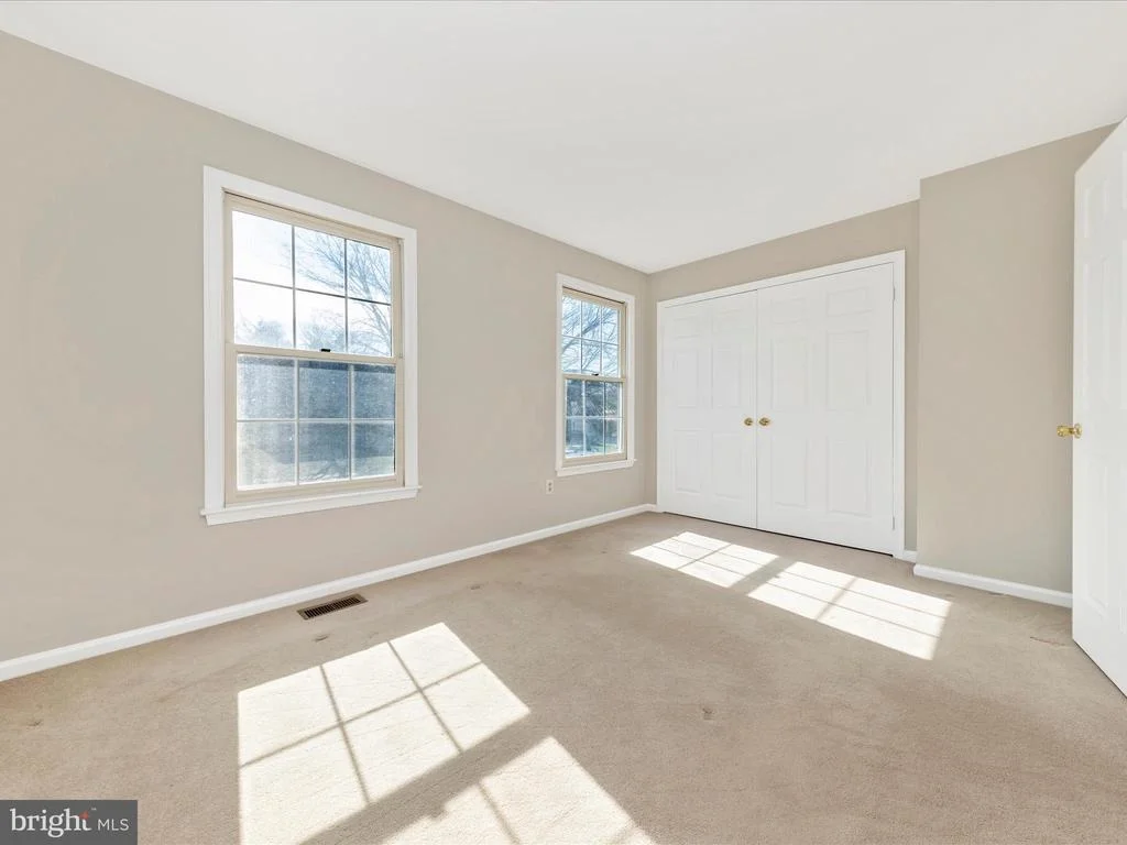 Photo of 446 BENNETT CERF DRIVE