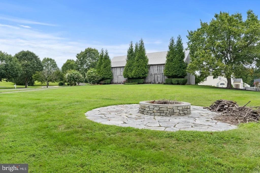 Photo of 3820 LEAFCREST COURT