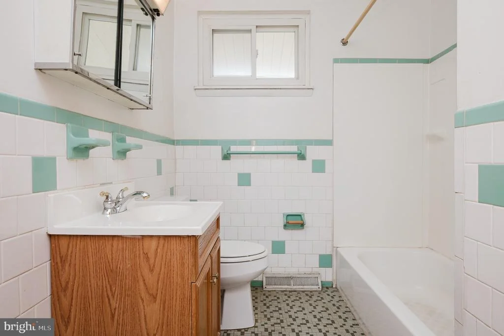 Photo of 7345 MANCHESTER ROAD