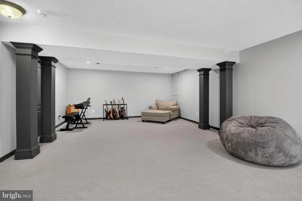 Photo of 6553 BALLYMORE LANE
