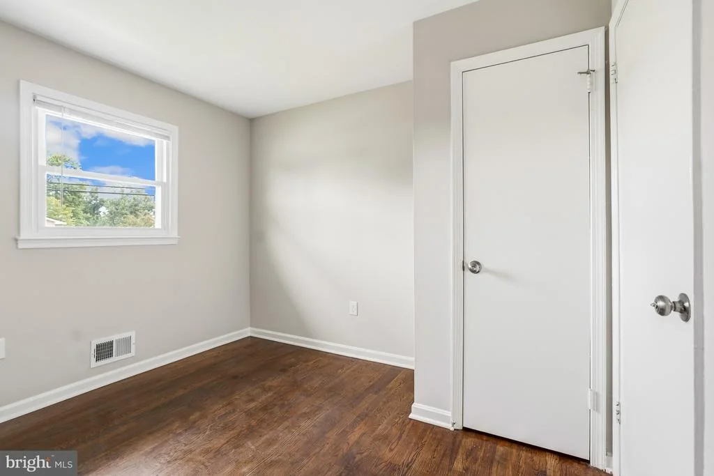 Photo of 7107 DOWER HOUSE ROAD