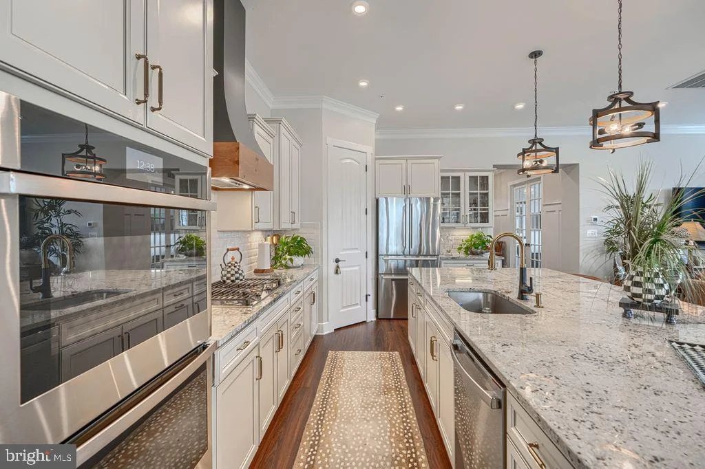 Photo of 320 BAYBERRY DRIVE