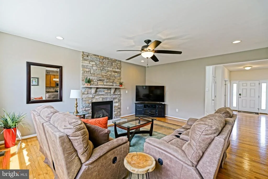 Photo of 36396 BABBLING BROOK WAY