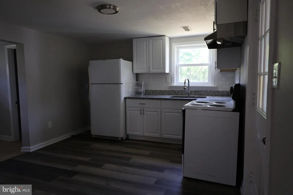 Photo of 6213 APPLETOWN ROAD