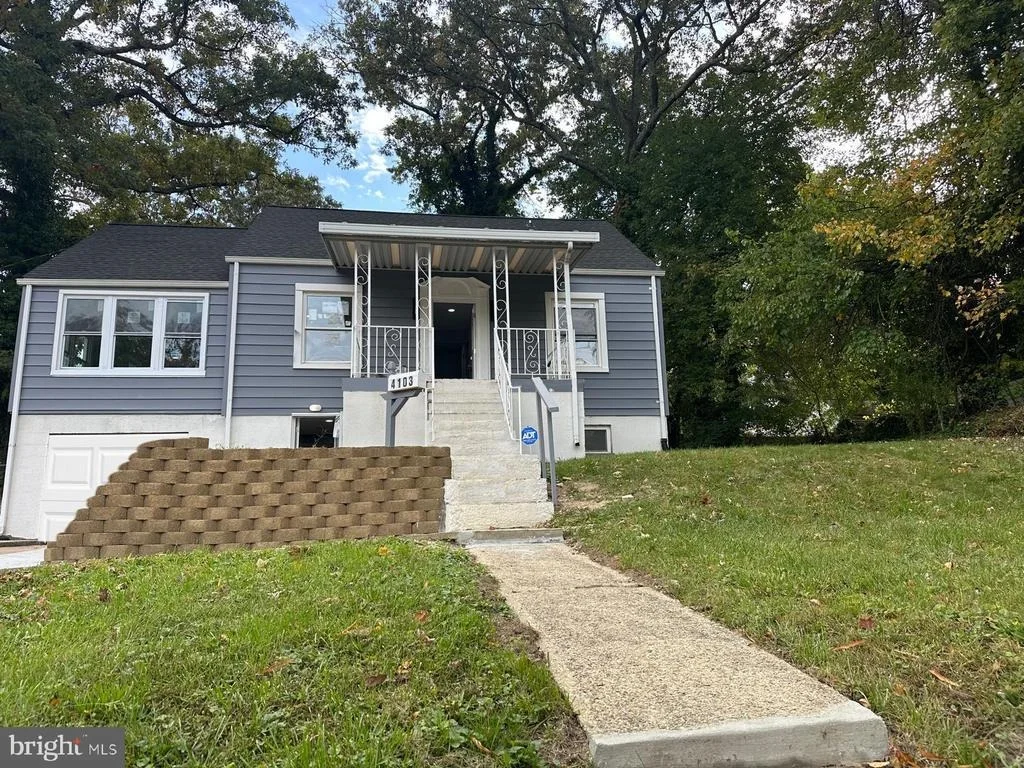 Photo of 4103 MAPLE