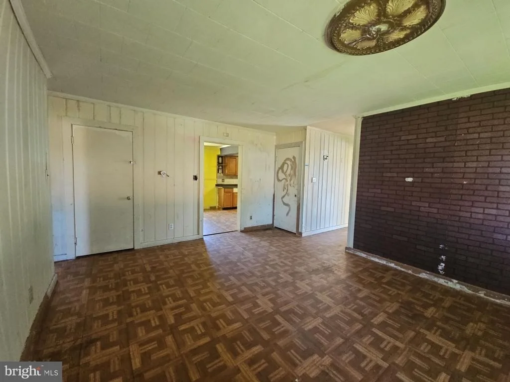 Photo of 68 LAKESIDE DRIVE