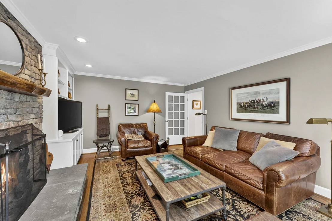 Photo of 23559 PARSONS ROAD
