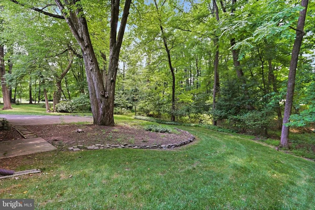 Photo of 3142 SEARSMONT PLACE