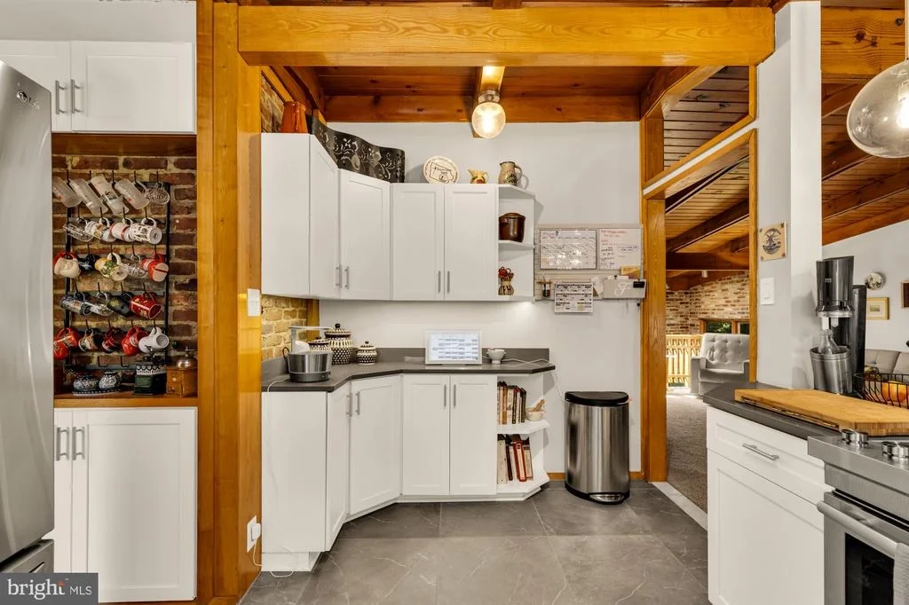 Photo of 3018 PINE SPRING ROAD