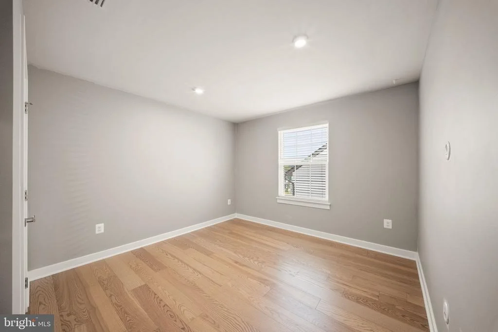 Photo of 1008 HEADQUARTERS WAY