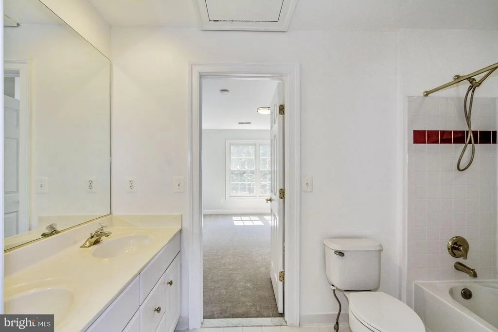 Photo of 11419 BROAD GREEN DRIVE