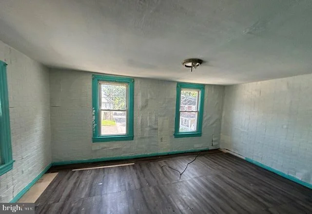Photo of 198 WEST AVENUE