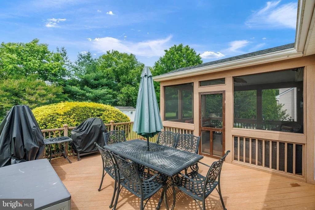 Photo of 2416 VALLEY BROOK LANE