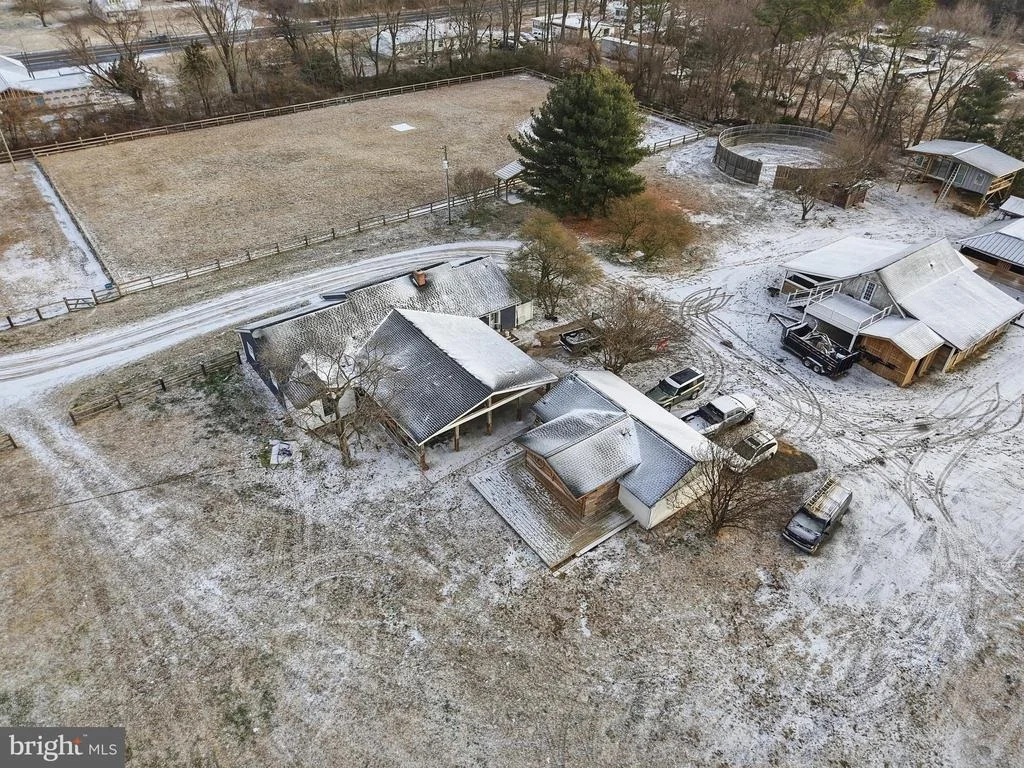 Photo of 20915 DOVER BRIDGE ROAD