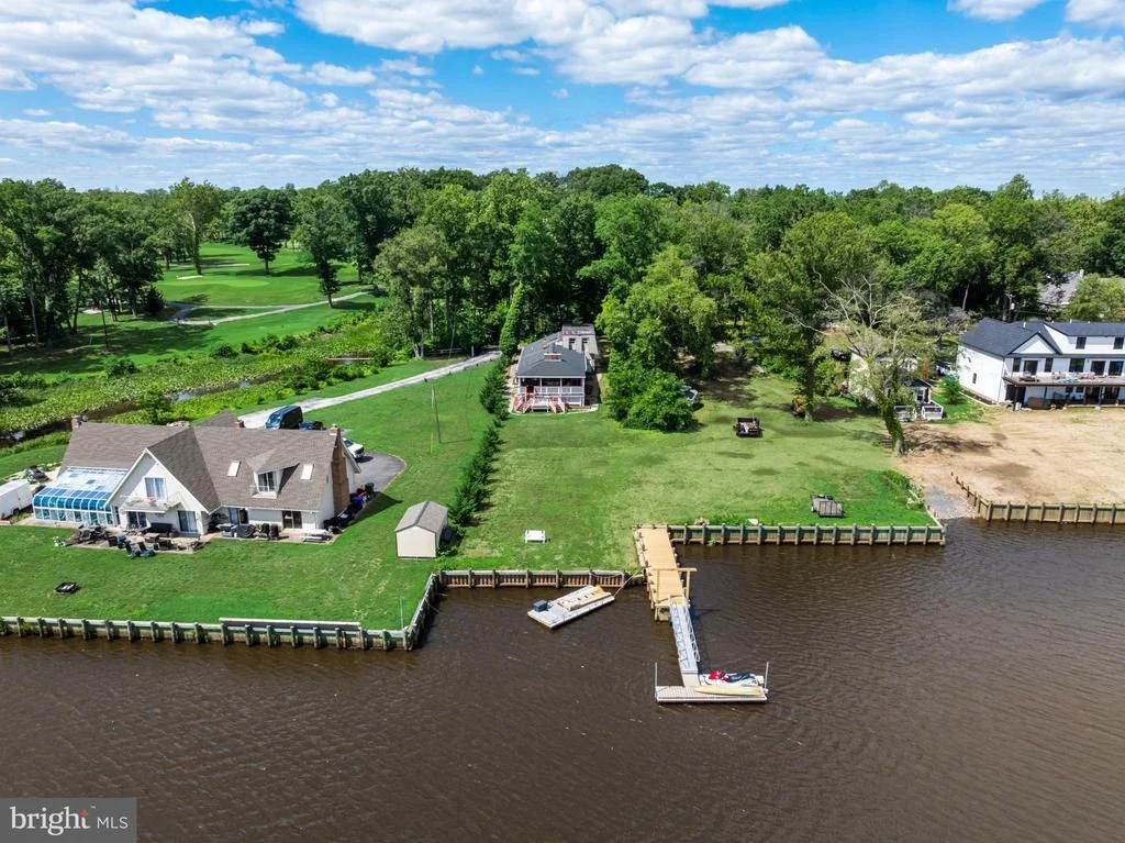 Photo of 12 PINE LANE