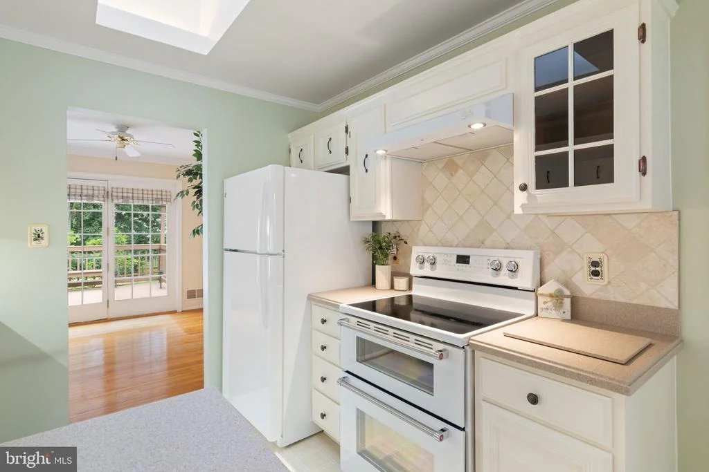 Photo of 2719 DEEPFORD DRIVE