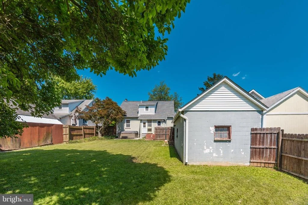Photo of 515 LOCUST AVENUE