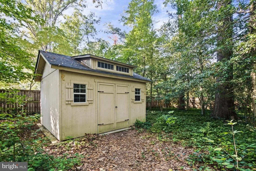 Photo of 9408 FOREST HAVEN DRIVE
