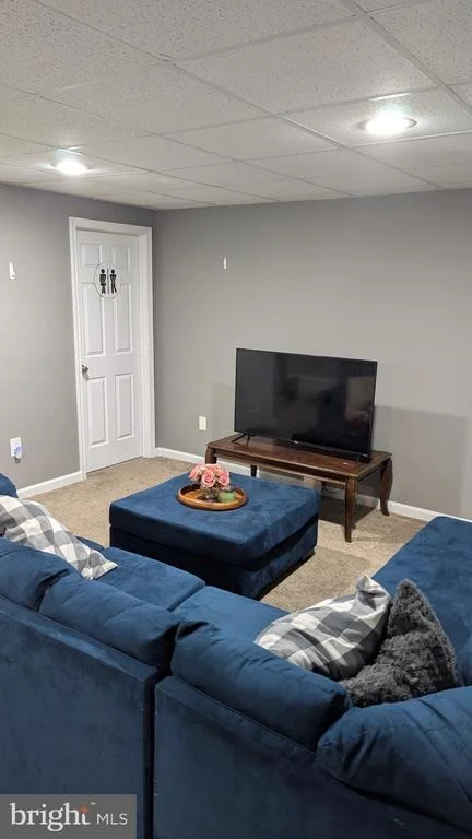 Photo of 440 BLUEBIRD WAY