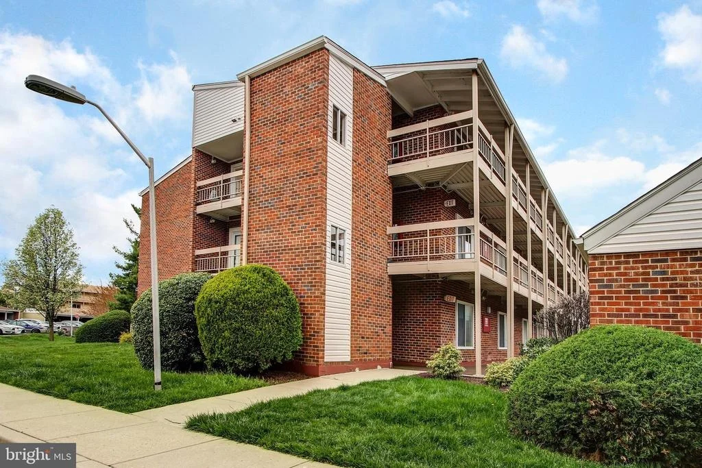 Photo of Unit 151D at 3500 FOREST EDGE DRIVE