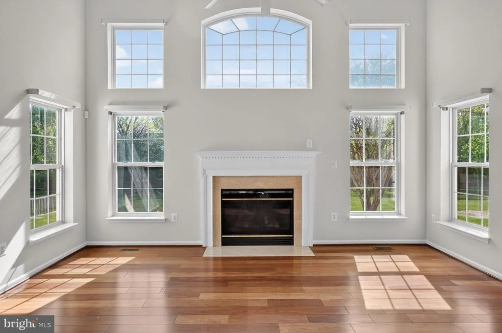 Photo of 25845 SPRING FARM CIRCLE