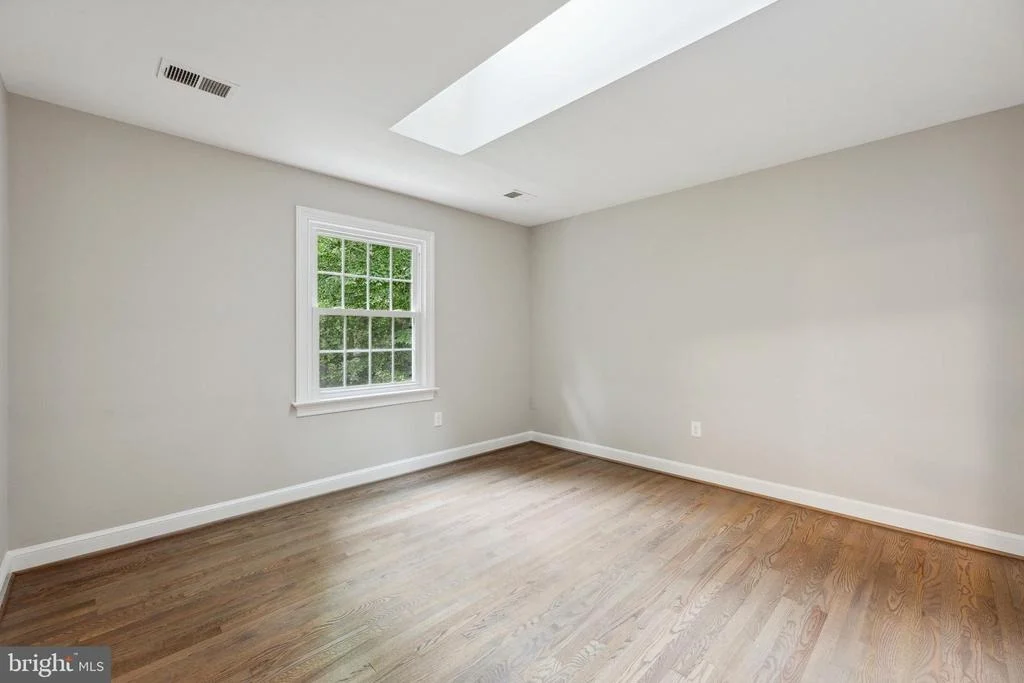 Photo of 10424 HAMPTON ROAD